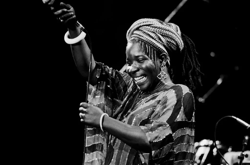 Rita marley. Rita Marley & Ernie Smith. Марли Отто. Rita Marley – Harambé. Норвал Марли.